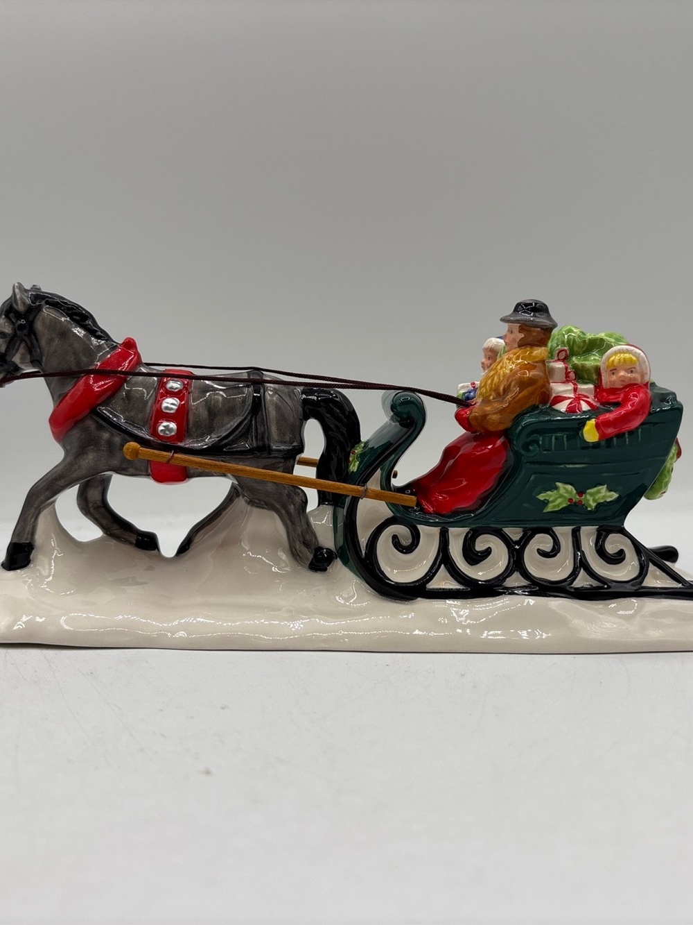 Department 56 1986 Vintage The Original Snow Village Sleighride 5160-8 Retired